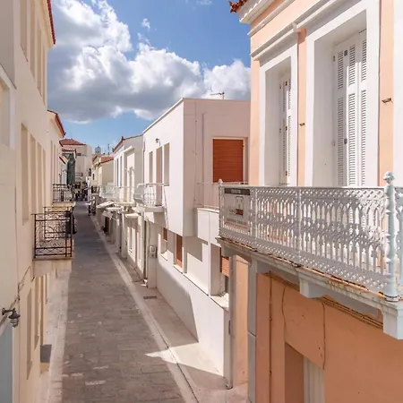 Traditional Two Floor House 75m2 Apartment Andros Town