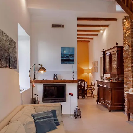 Traditional Two Floor House 75m2