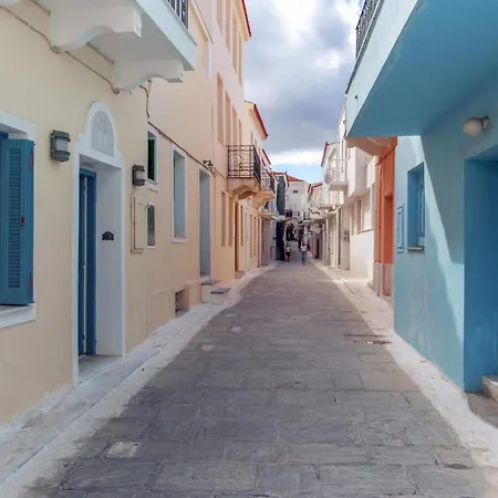 Traditional Two Floor House 75m2 * Andros Town