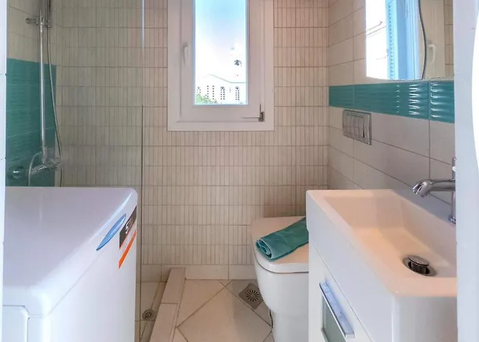 Traditional Two Floor House 75m2 * Ándros