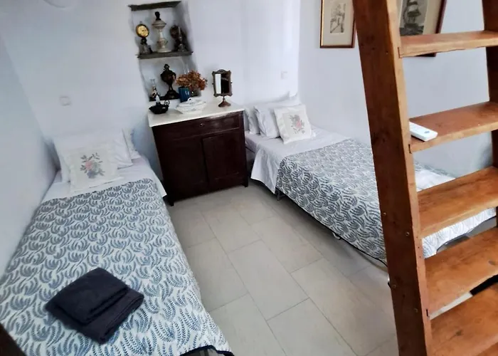 アパート Traditional Two Floor House 75m2 Ándros