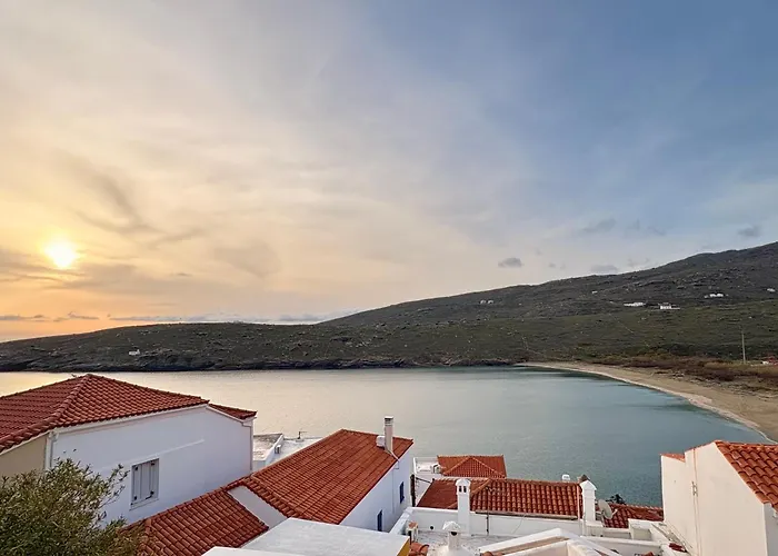 Traditional Two Floor House 75m2 アパート Ándros