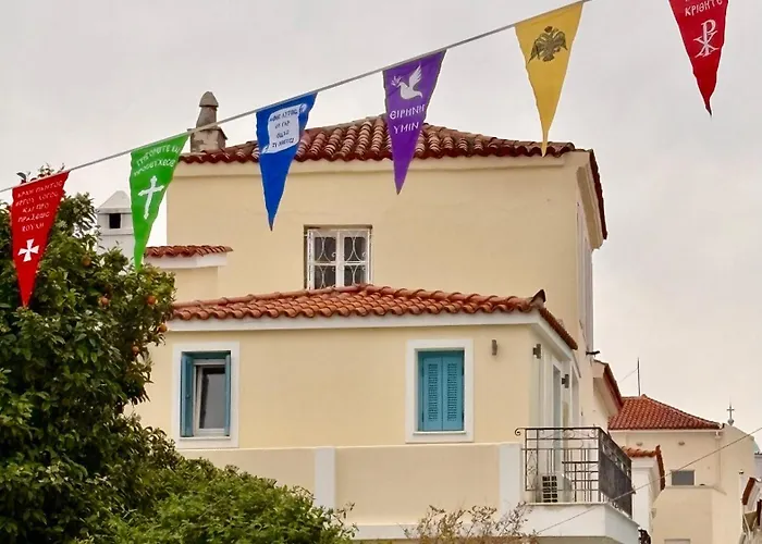 Traditional Two Floor House 75m2 アパート Ándros